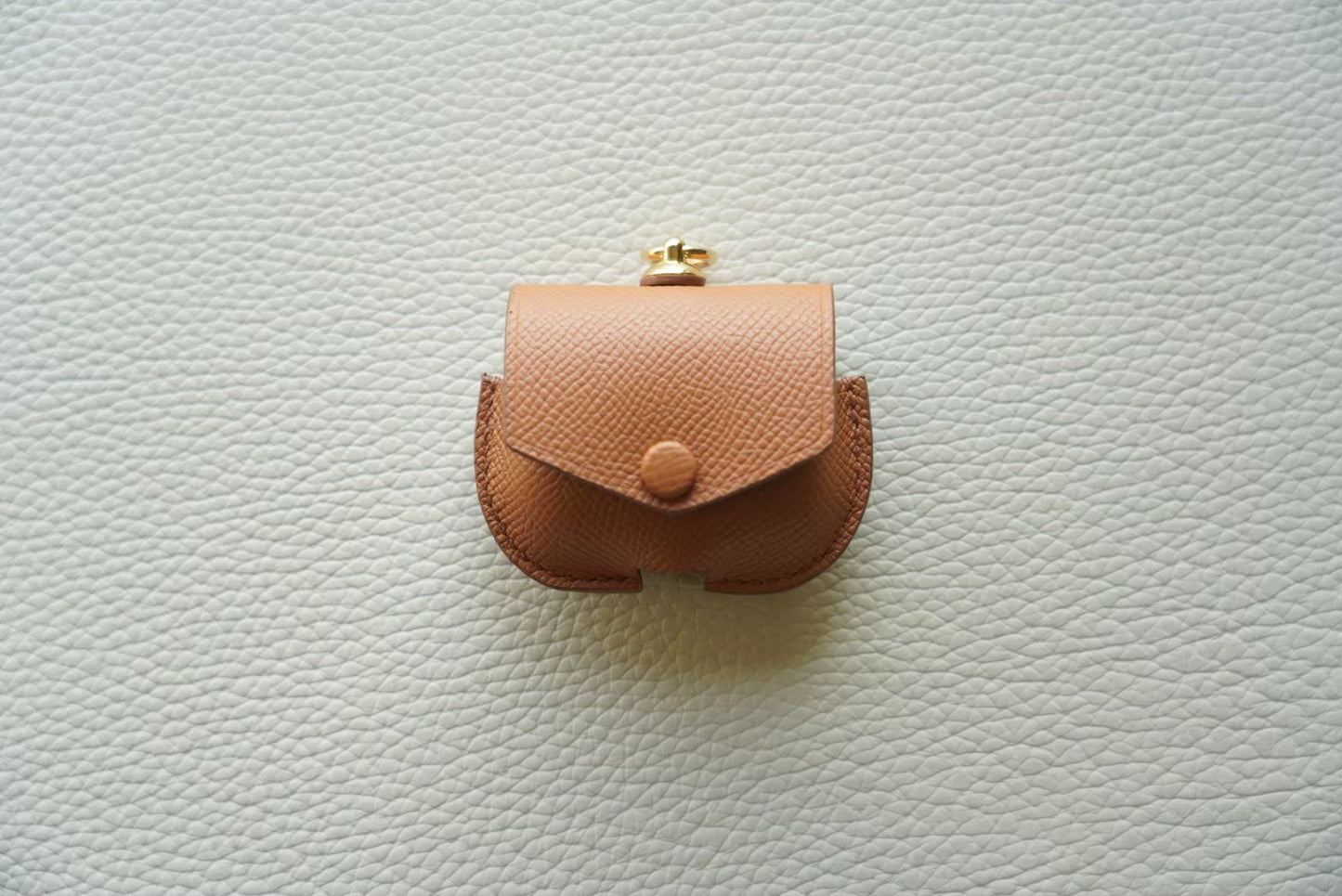 AirPods case “Nuts” -ナッツ-