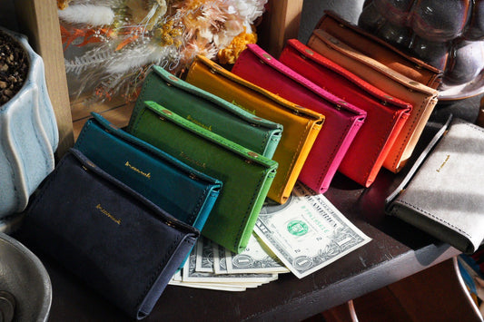 マルチカードケース “co legacy” - コ レガシー -