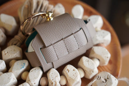 ゴルフグッズ　“shuttle” -シャトル-